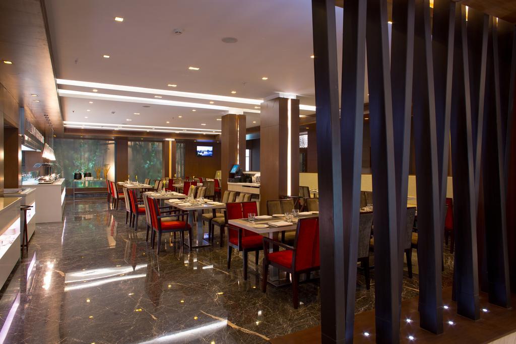 钦奈克拉丽奥酒店 外观 照片